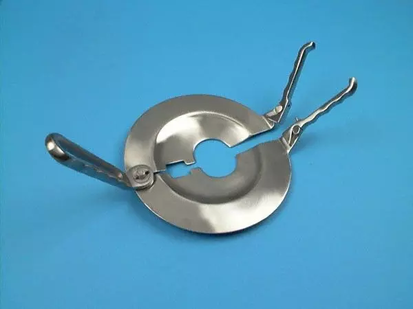 Retractor Percy, dia. 17 cm, abnehmbare Ärmel Holtex