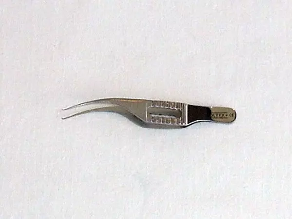 Fadenklemme Barraquer Colibri, Kurve, 0,5-mm-Schale Holtex